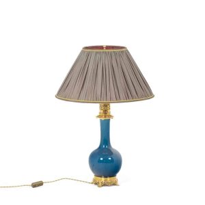 Lampe en porcelaine de Paris et bronze doré, circa 1880