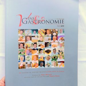 COLLECTIF : « REVUE : Vins et gastronomie, le magazine de l&rsquo;art de vivre. Hors série – décembre 2007 ».